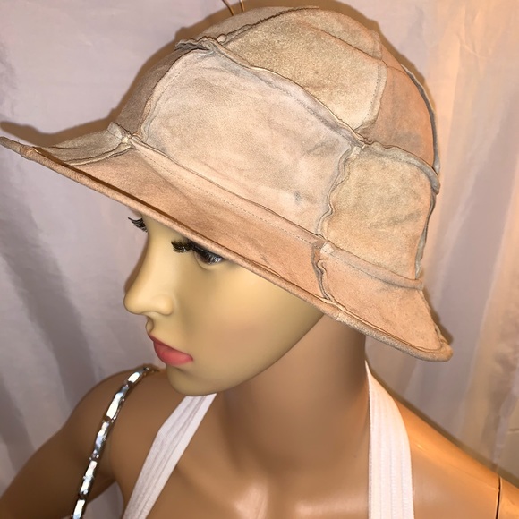 vintage auth CHANEL size 56cm suede BUCKET HAT